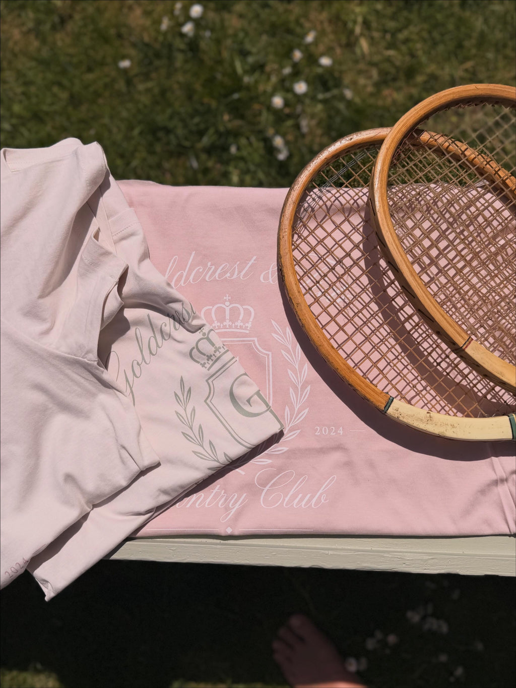 Country Club T-Shirt- Pink with white